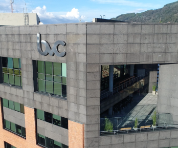 El mayor aumento del salario mínimo en décadas no destruyó empleo en Colombia, según JP Morgan