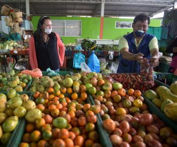 Comercio minorista en Colombia creció 10,9% en febrero.