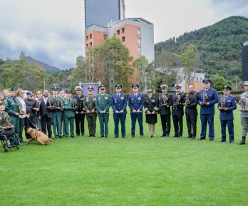 Gobierno rindió homenaje a militares víctimas del conflicto armado. / Fuerzas Militares.