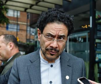 Candidato Iván Cepeda se pronuncia por amenazas en su contra