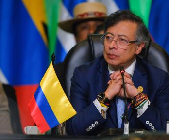 "No hemos endeudado a la Nación para financiar programas": Petro