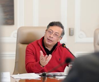 Presidente Petro aumentará de nuevo el salario mínimo si el Banco de la República insiste con alza de tasa de interés