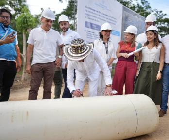 "Toda tierra de ciénagas es de la nación": presidente Petro.