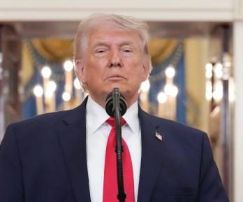 Trump suspende por dos semanas el ataque contra Irán.