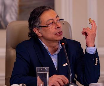 Petro denuncia red internacional de desinformación y pide investigar i