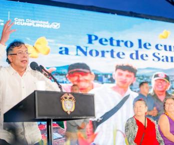 Deuda externa a la baja y clase media histórica: las cifras con las que el presidente Petro defiende su estrategia económica