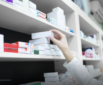 SuperSalud halla medicamentos represados en bodega mientras pacientes esperan meses por sus tratamientos