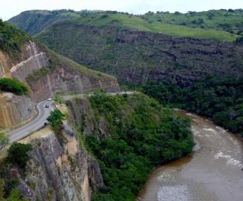 Carreteras en Pericongo, Huila: Gobierno autoriza obra