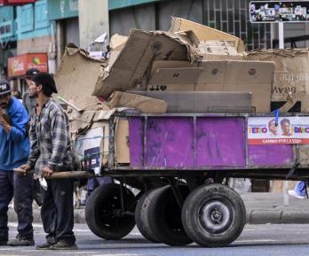 Día Mundial del reciclaje: Petro garantiza seguridad social a recicladores