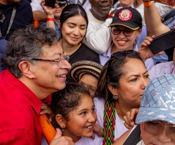 No queremos cambiar la Constitución: Petro sobre Constituyente