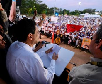 Petro exige investigar origen militar del montaje contra Iván Cepeda 