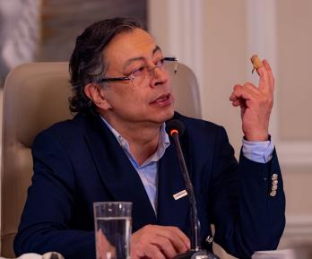 Petro le exige a Bernie Moreno no hacer comentarios de elecciones