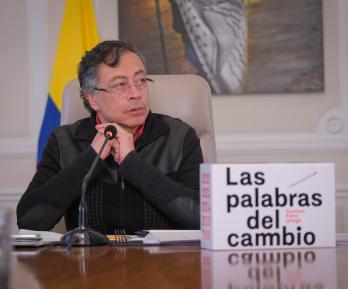 Presidente Petro desmiente versiones sobre supuestas órdenes para detener operaciones militares
