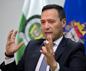 Revista Semana: MinDefensa rechaza informe y anuncia pesquisas