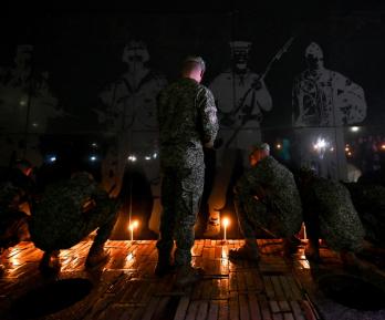 Familiares de soldados caídos en Puerto Leguízamo. / Foto: AFP.