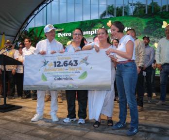 Denuncia de beneficiarios de la reforma agraria. / Foto: Presidencia.