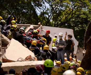 Voluntarios y rescatistas: los héroes de la emergencia tras el terremoto