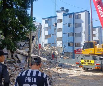 Medicina Legal identifica a 22 víctimas del terremoto del 10 de agosto. Foto: Radio Nacional de Colombia