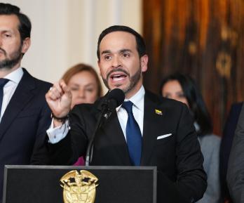 Gobierno anuncia conversaciones con el FMI ante el deterioro recibido de las finanzas públicas