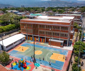 Colombia completa el restablecimiento educativo tras el terremoto