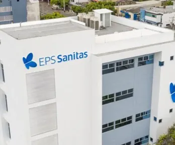 Sanitas cambiará la entidad encargada de entregar medicamentos en Bogotá. Foto: SuperSalud
