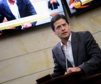 Colombia busca suspender los aranceles de Estados Unidos y espera un acuerdo antes de finalizar el año