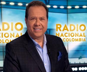 Javier Fernández, “El Cantante del Gol”, regresa a narrar el fútbol colombiano en Radio Nacional de Colombia