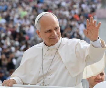 Cirugía del papa León XIV termina con éxito: le extirparon un nódulo del pulmón
