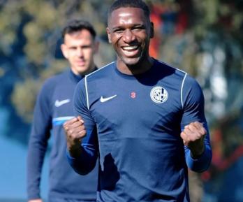 Asi-va-el-mercado-de-pases-de-Colombia-Cristian-Zapata.jpg