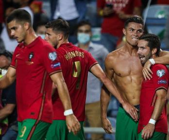 Cristiano-Ronaldo-Record.jpg