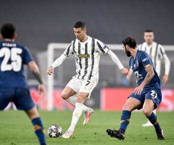 Cristiano_ronaldo_out.jpg