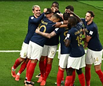 Francia-da-el-golpe-en-la-mesa-en-su-estreno-en-Qatar-2022.jpg