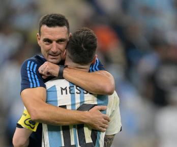 Lionel-Scaloni-ya-esta-al-lado-de-Menotti-y-Bilardo.jpg