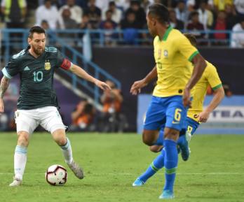 Messi-Argentina-Brasil.jpg