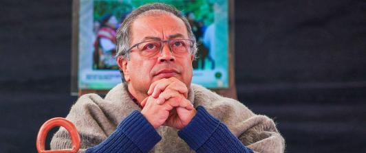 Aprobación del presidente Petro está en 42%, según informe de la Celag