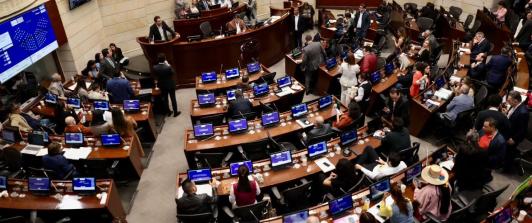 Congreso aprobó la ampliación del cupo de endeudamiento externo por USD 17.607 millones