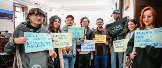 Lideres estudiantiles en Congreso