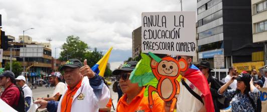 Maestros marchando 