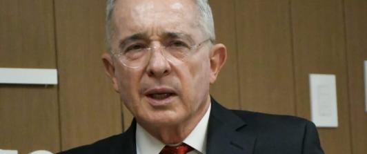 Argentina admite demanda contra Álvaro Uribe por 'Falsos positivos'