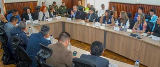 Gobierno acuerdos con transportadores para levantar el paro en Nariño. / Foto: X Alcaldía de Pasto.