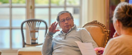 Entrevista de Gustavo Petro con Le Monde