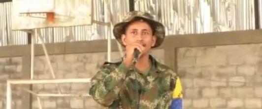 Alias 'Giovanny' tras ataque con drones en Argelia, Cauca. / Foto: Redes Sociales.
