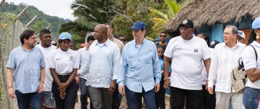 Cancilleres de Colombia y Panamá recorren Capurganá en medio de crisis migratoria en el Darién. / Foto: X Cancillería.