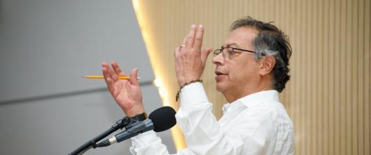 “Colombia tiene la jornada de trabajo más larga de la OCDE y la más baja productividad”, presidente Petro