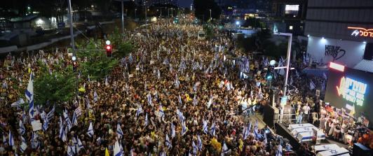 Multitudinaria manifestación en Israel para exigir al gobierno un acuerdo sobre los rehenes