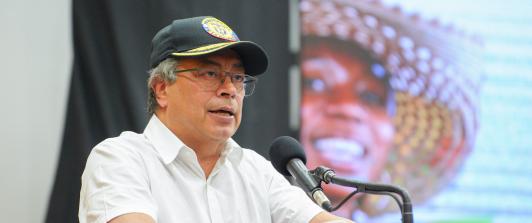 "El país no se dejará bloquear": presidente Petro se pronuncia sobre paro camionero