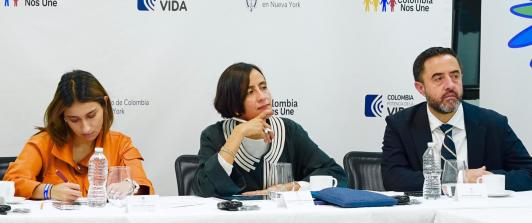Colombia crea mesa de donantes para impulsar transición climática