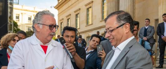 Presidente Gustavo Petro en proceso para aceptar la Reforma a la Salud.