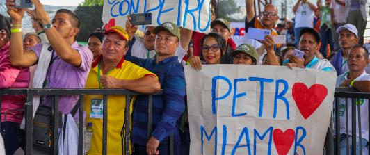 Sube aprobación del presidente Petro, según Invamer; ¿qué más dice la encuesta?