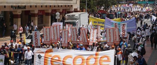 Así avanza la marcha convocada por Fecode en respaldo al presidente Petro
